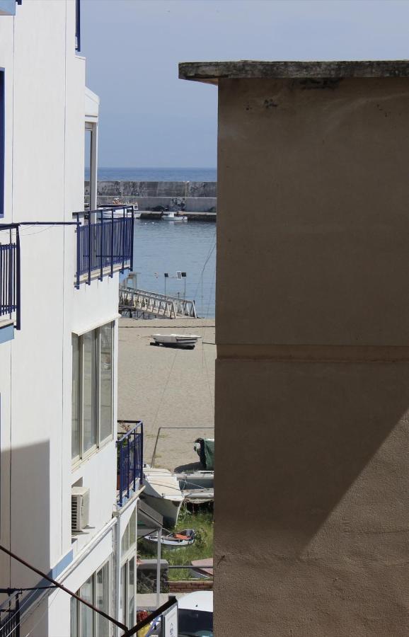 Four Rooms Naxos Giardini-Naxos Buitenkant foto